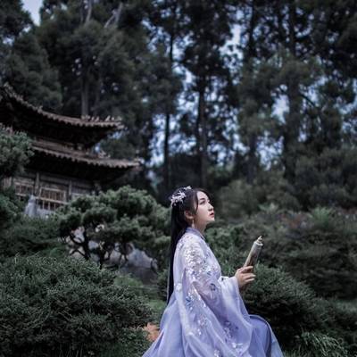 汉服模特