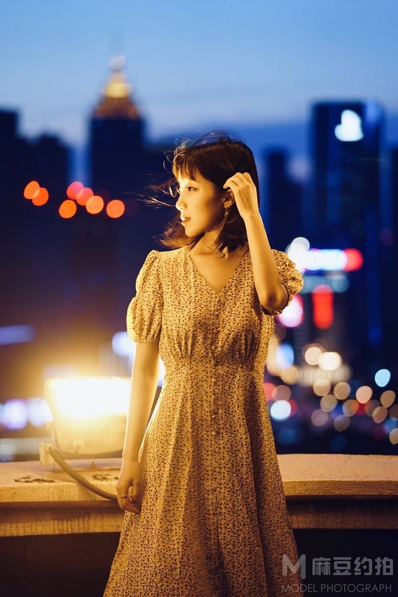 夜景模特