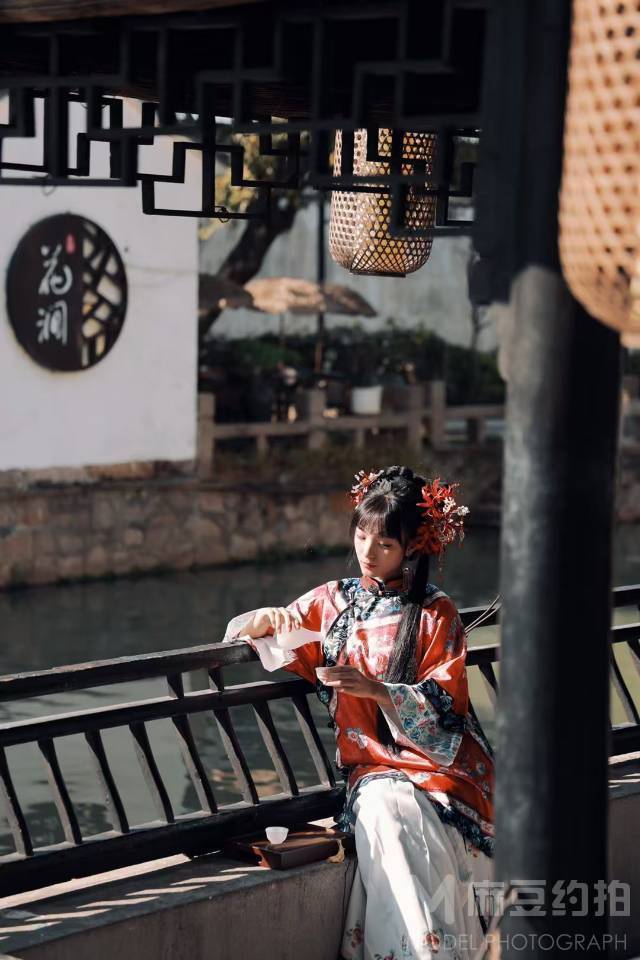 汉服模特