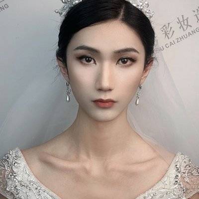 妆容模特