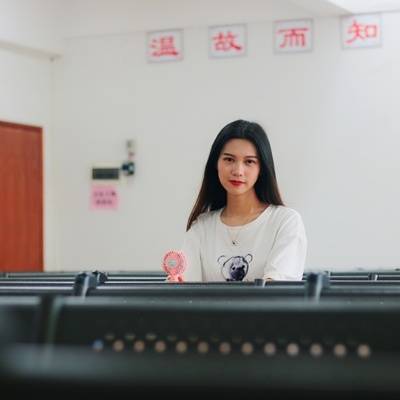 校园模特