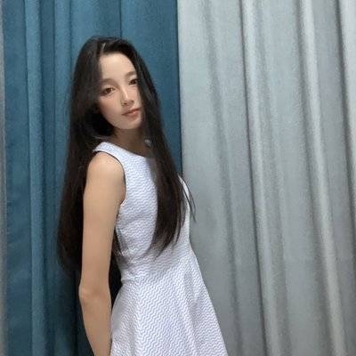 黑白模特