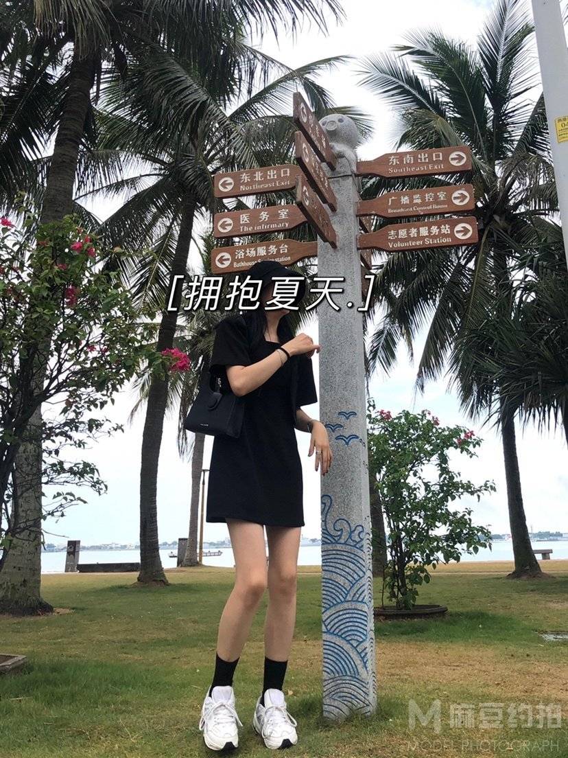 黑白模特