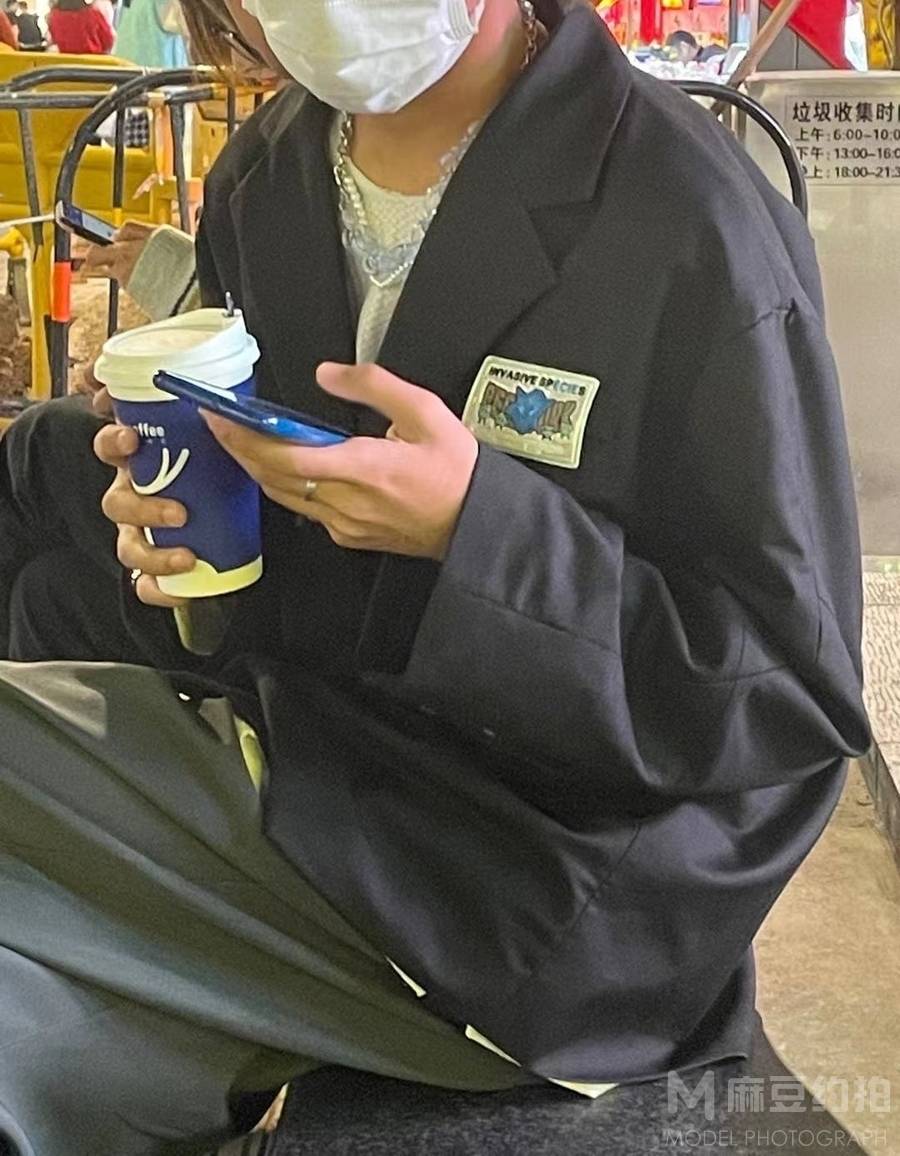 情绪模特