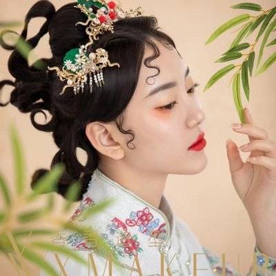 妆容模特