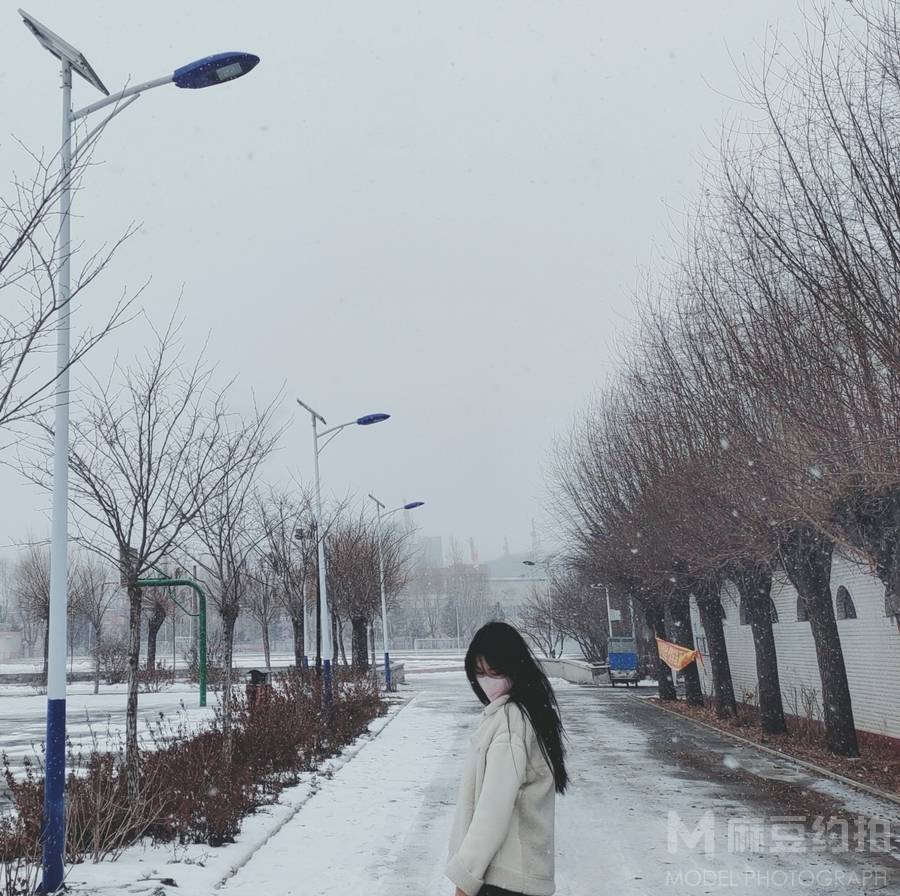 校园模特