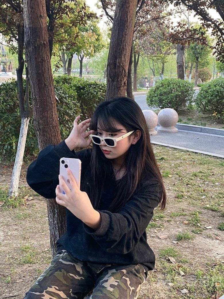 纪实模特