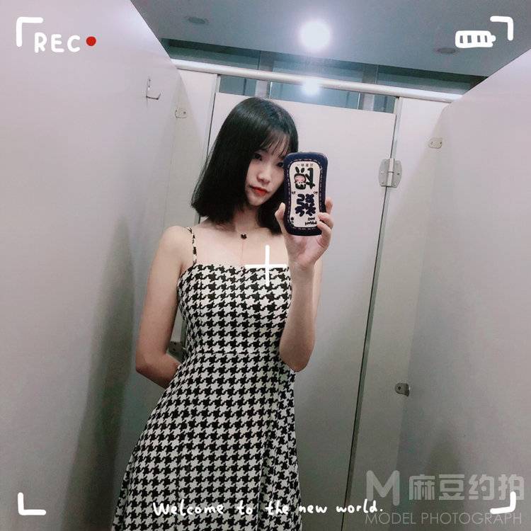 黑白模特
