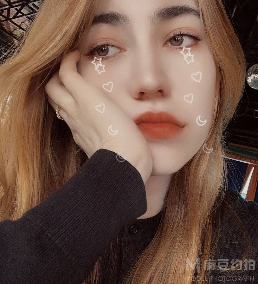 妆容模特