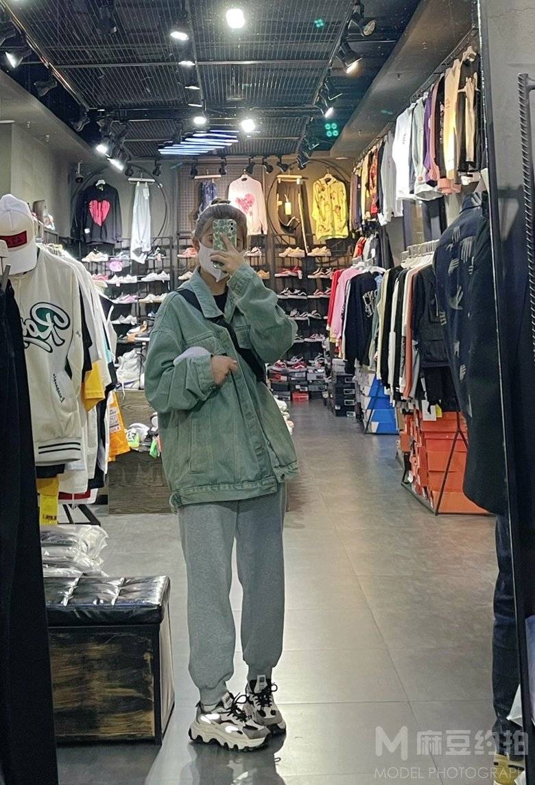 清新模特