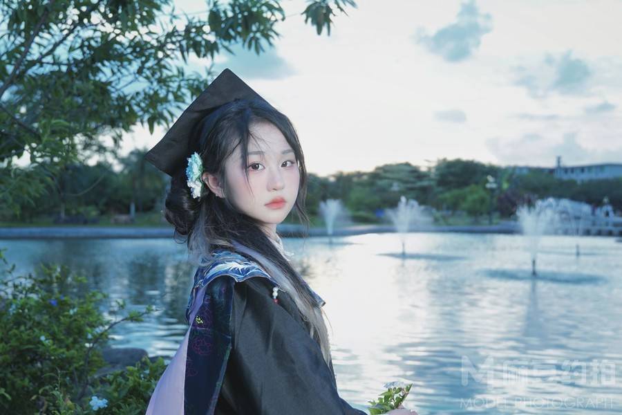 校园模特