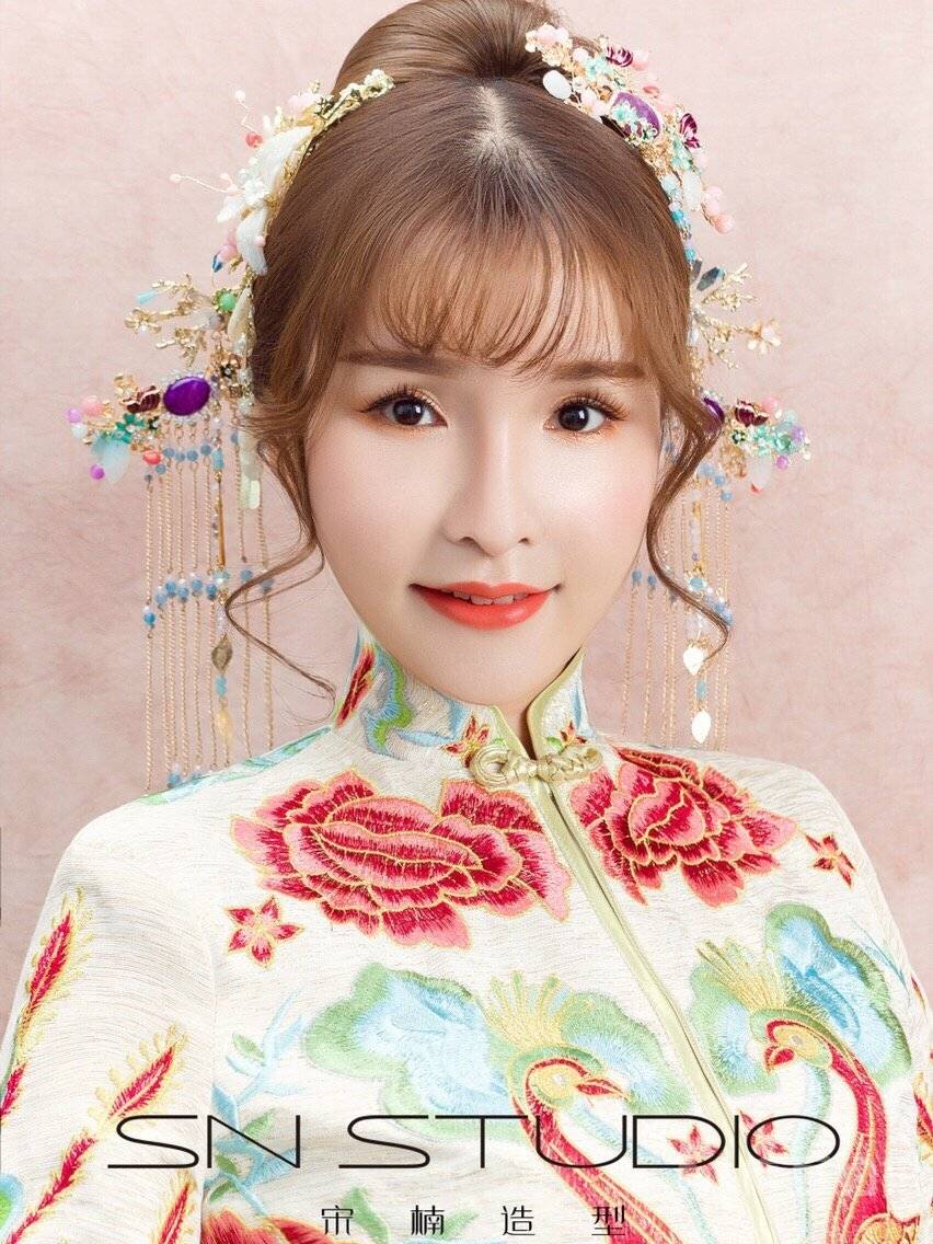 妆容模特