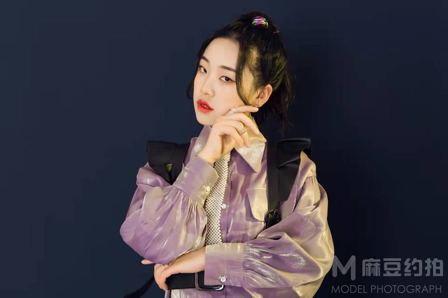 黑白模特