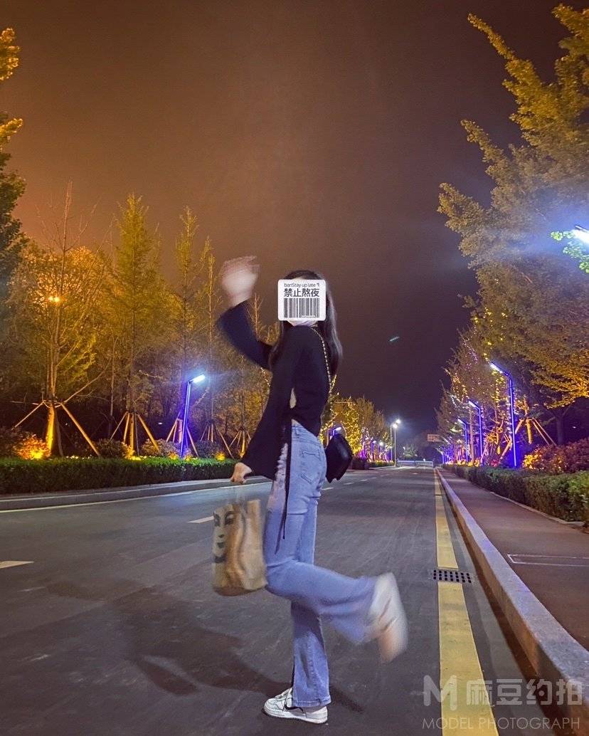 胶片模特