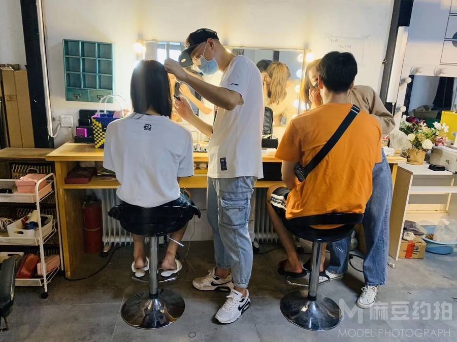 校园模特