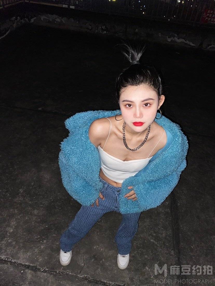 妆容模特