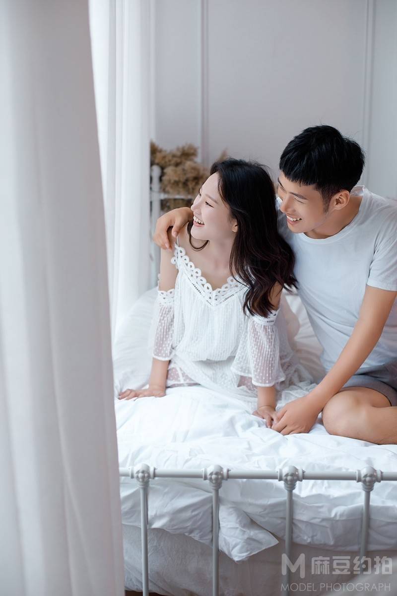 情侣模特
