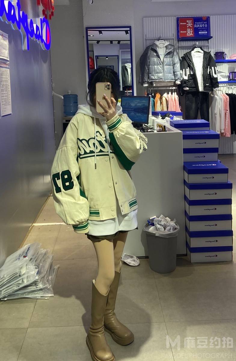 清新模特