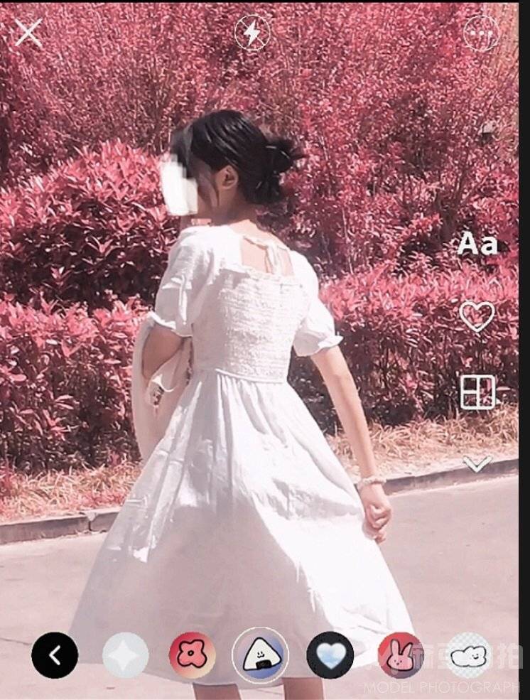 校园模特