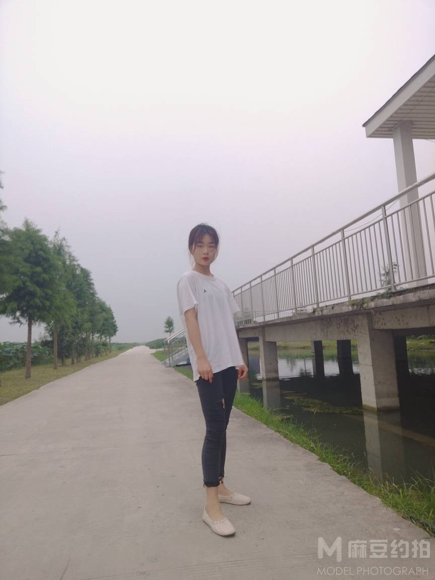 纪实模特
