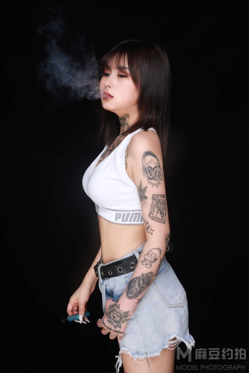 妆容模特