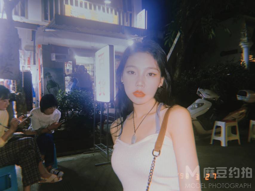 胶片模特
