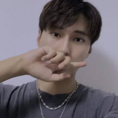 黑白模特