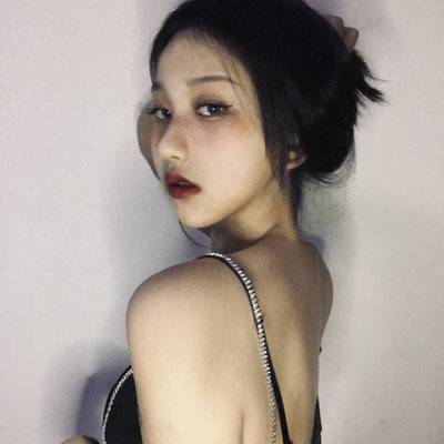 黑白模特