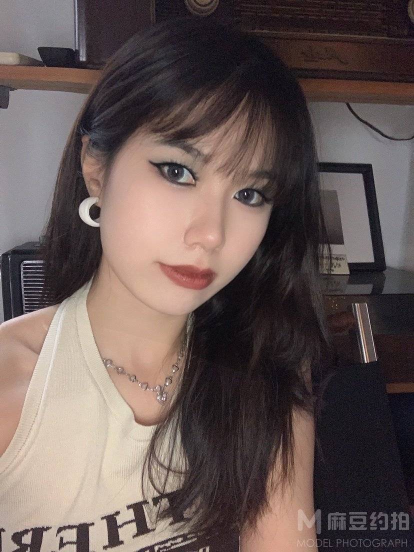 胶片模特