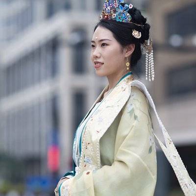 汉服模特