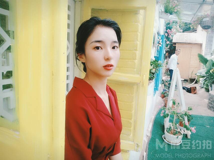 妆容模特