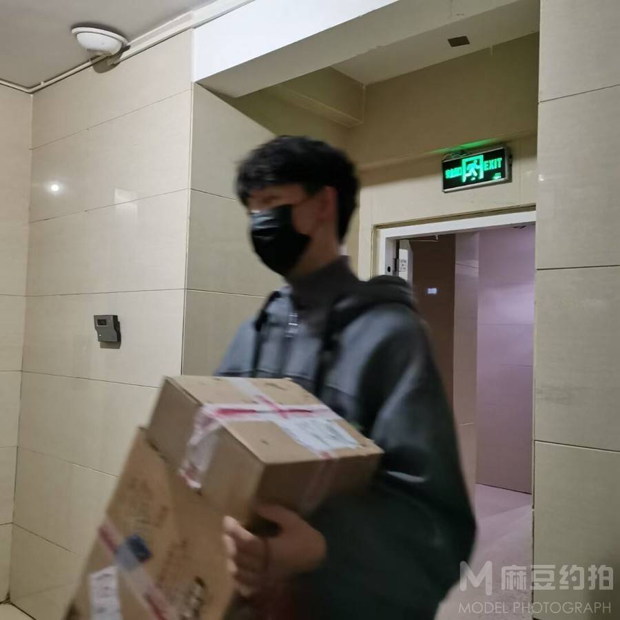 纪实模特