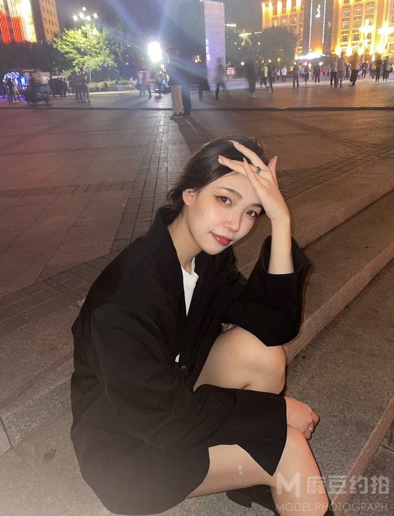 夜景模特