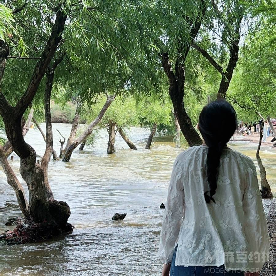 民国模特