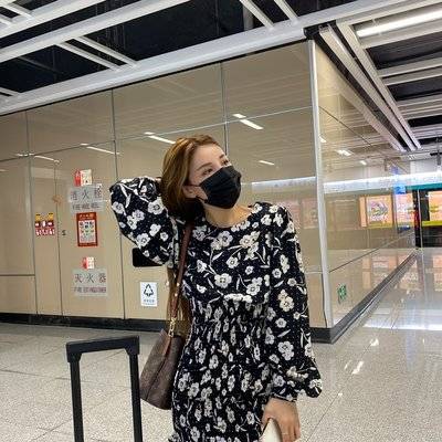 黑白模特