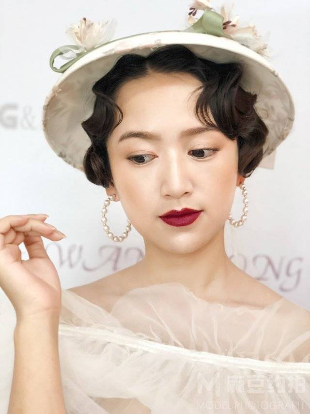 妆容模特
