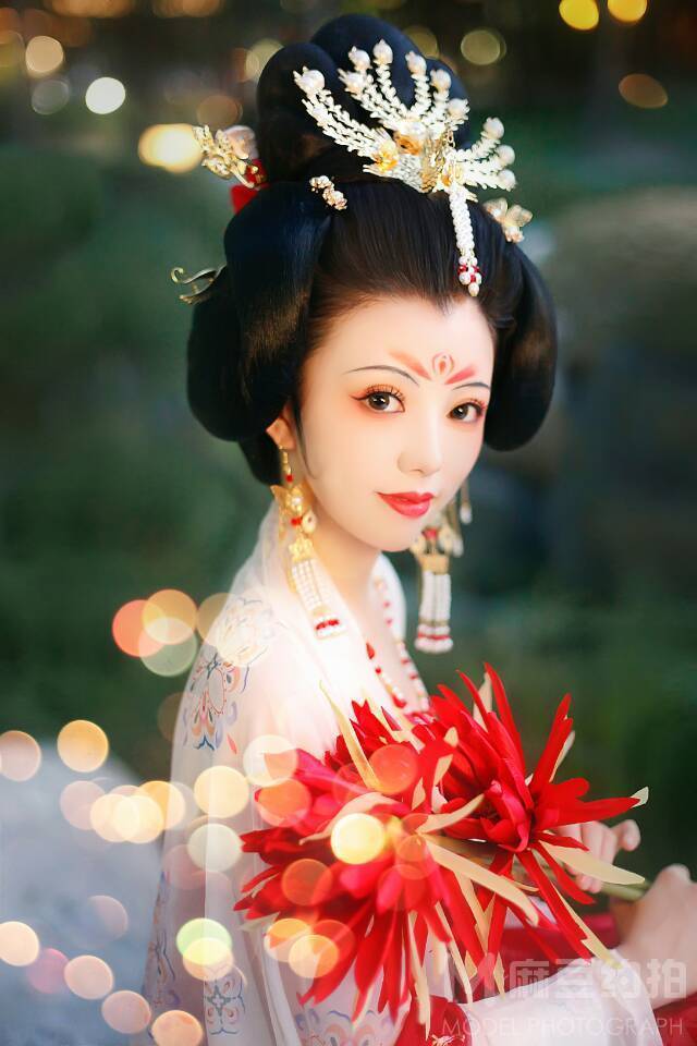 汉服模特