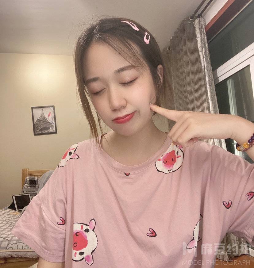 纪实模特