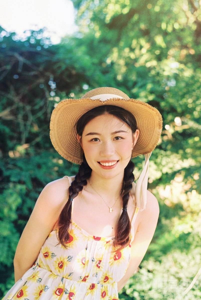 胶片模特
