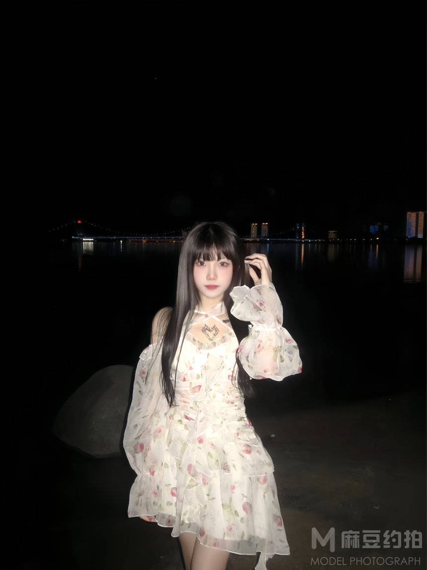 胶片模特
