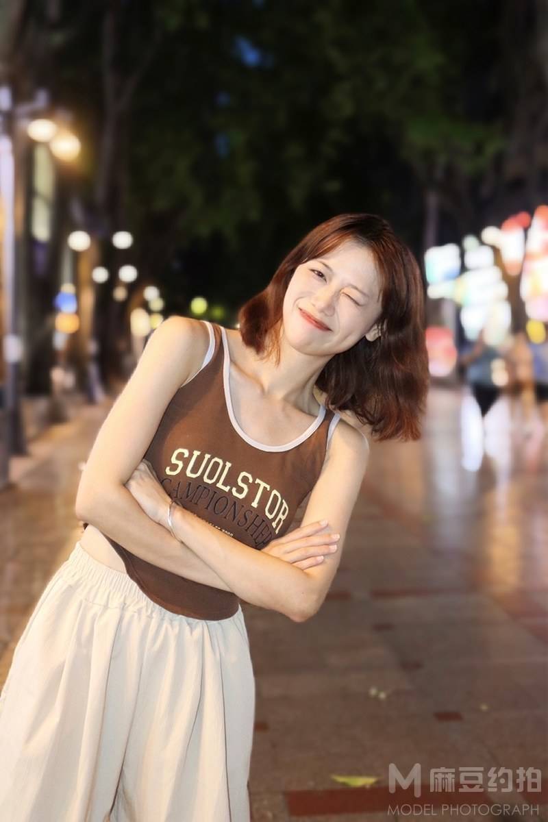 胶片模特