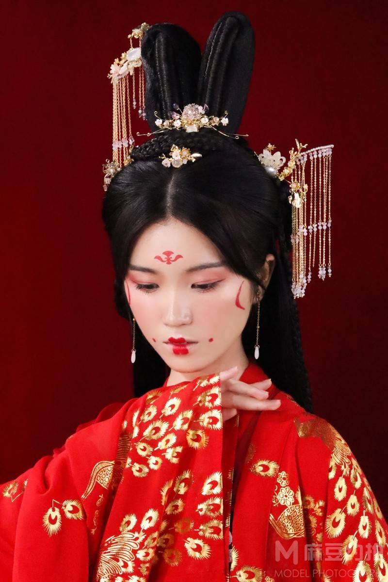 妆容模特