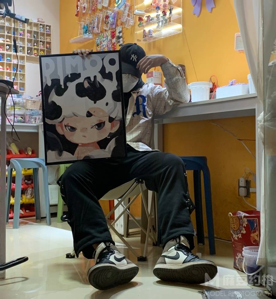 情绪模特