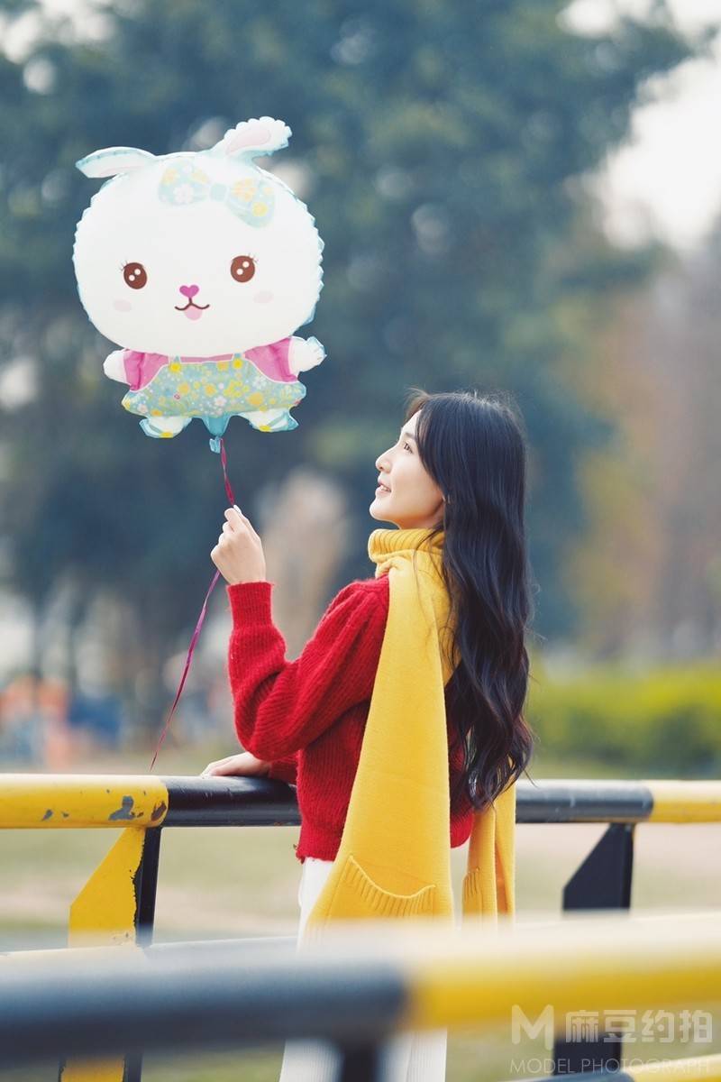 情绪模特