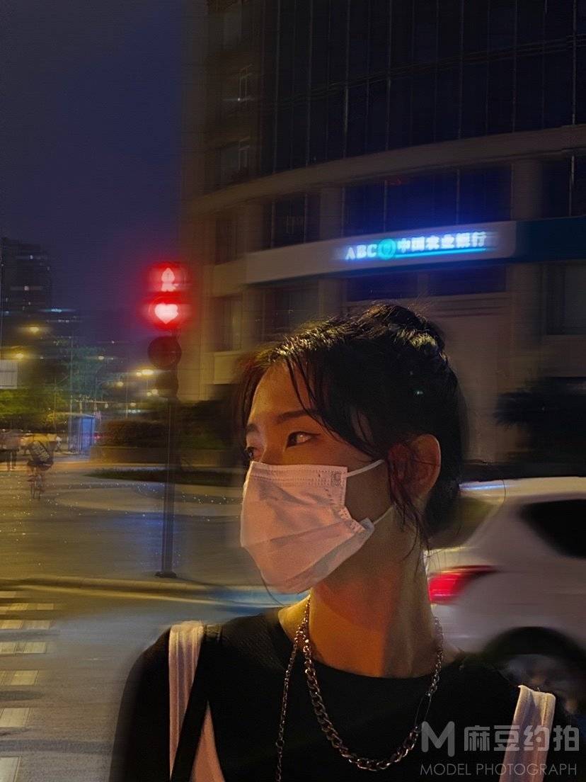 夜景模特