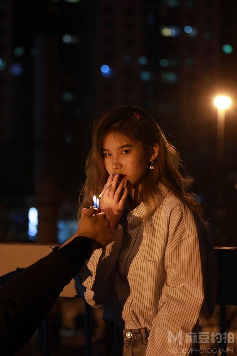夜景模特