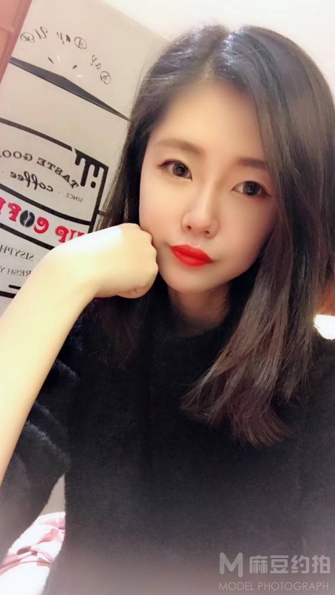 纪实模特