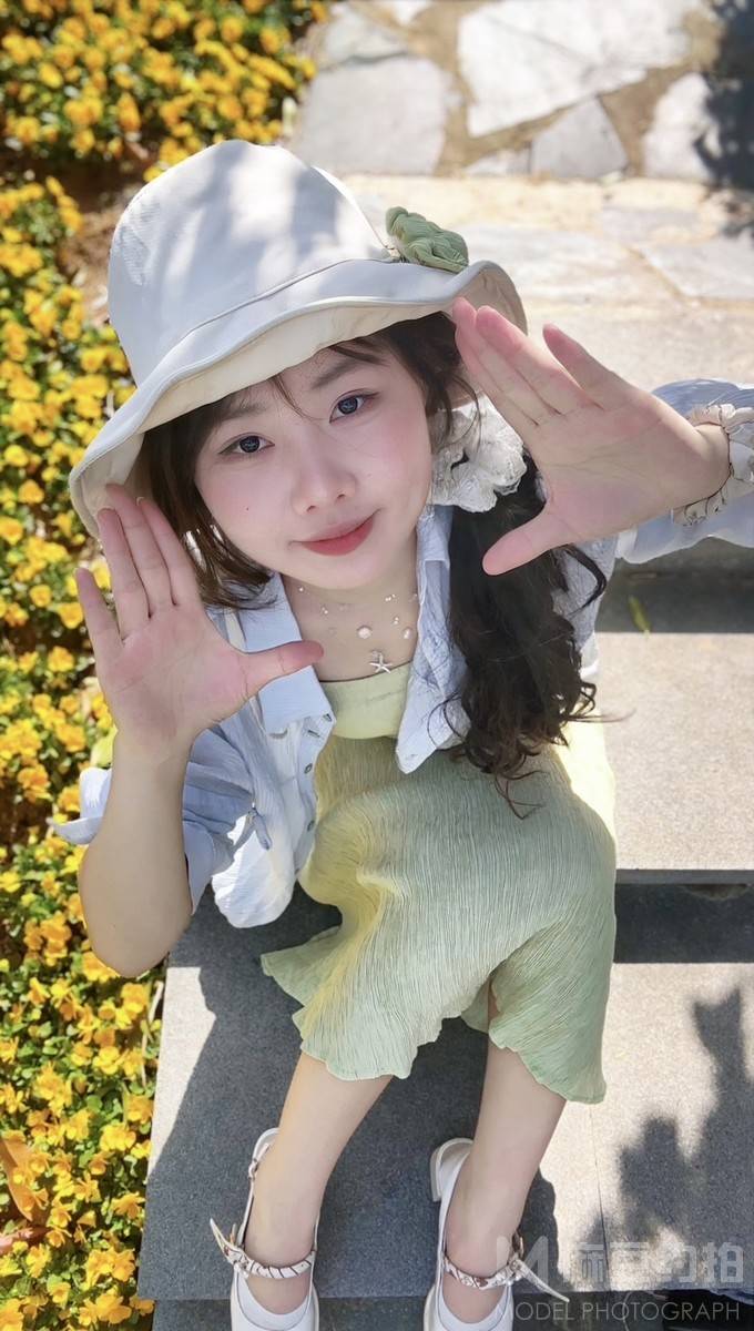 清新模特