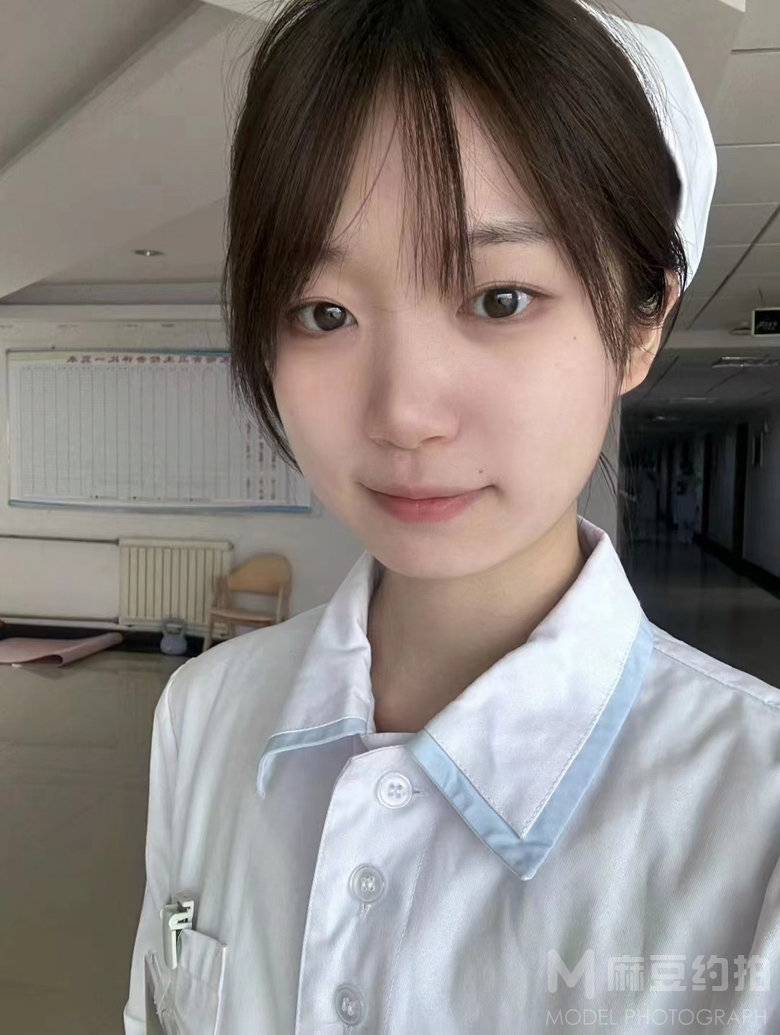 纪实模特