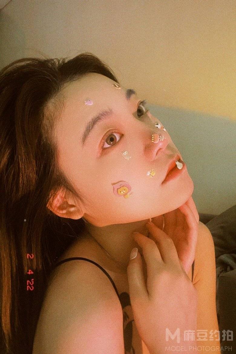 胶片模特